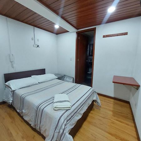 בוגוטה Hotel Casa Huesped Kiwi מראה חיצוני תמונה