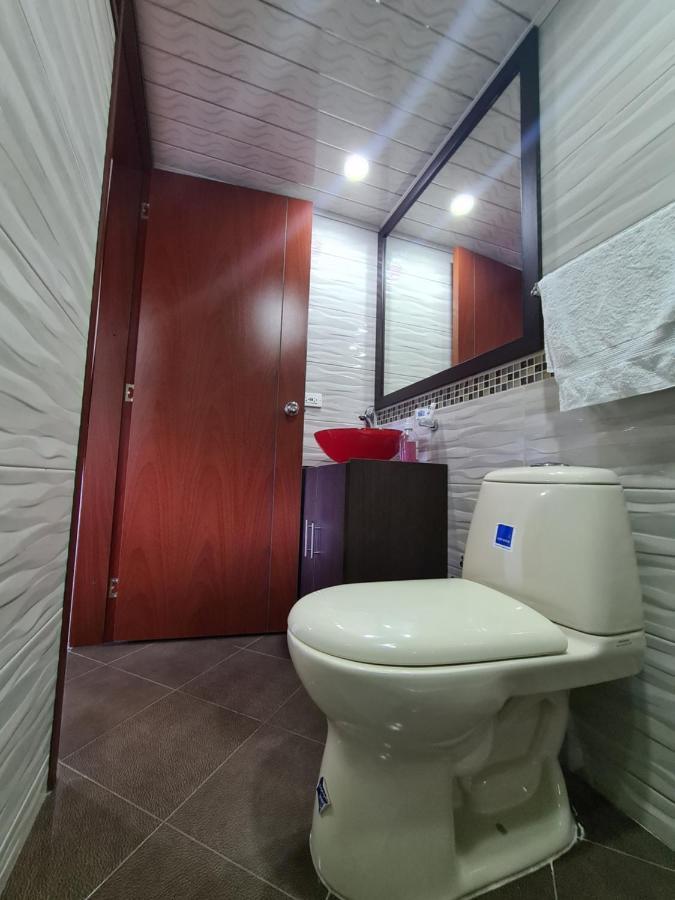 בוגוטה Hotel Casa Huesped Kiwi מראה חיצוני תמונה